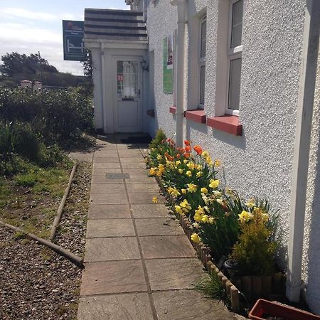 Finn Mccools Giants Causeway Hostel Bushmills Bagian luar foto
