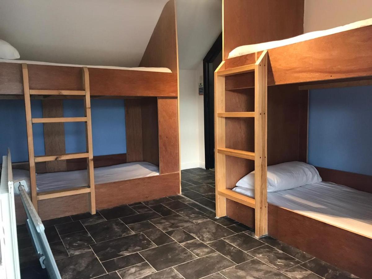 Finn Mccools Giants Causeway Hostel Bushmills Bagian luar foto